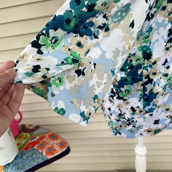 Coldwater Creek Floral Blazed Size 12 - Picture 4 of 12